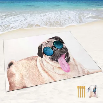 Sandproof Beach Blanket,Pug Drăguț Poartă ochelari de Soare Portabil Uscare Rapidă Picnic Covoare în aer liber Pătură de Călătorie,Camping,Drumetii